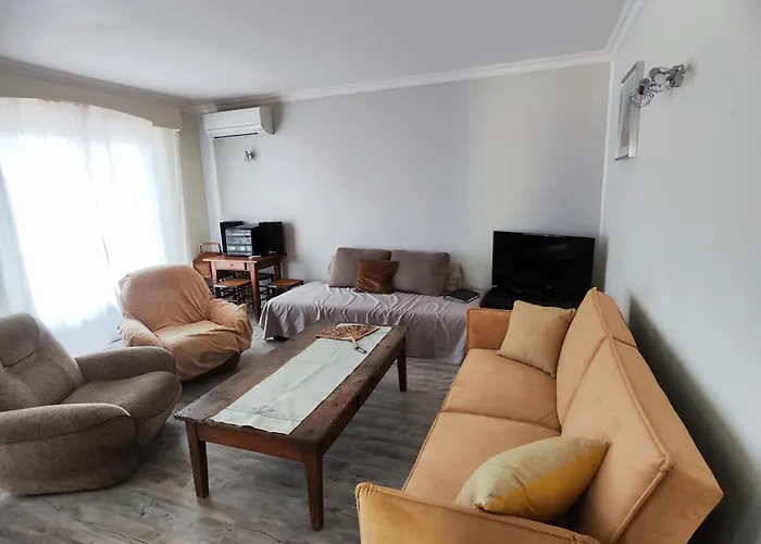 Bianca Lägenhet Médis